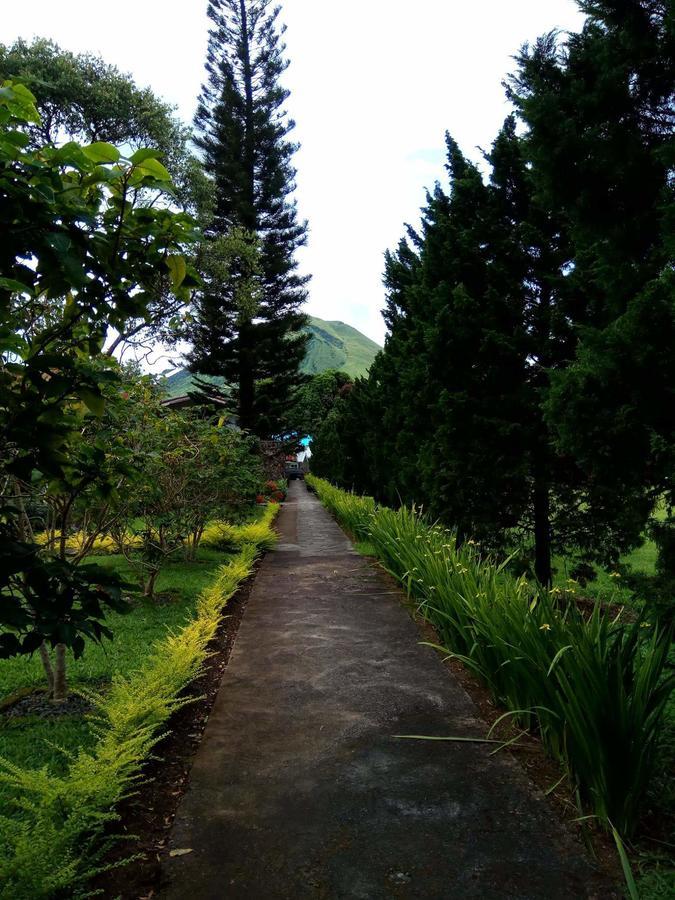 Alamanda Lokon Resort Tomohon Eksteriør bilde